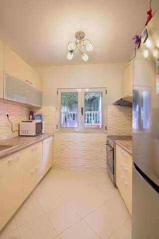 Апартаменты Apartment Val Будва Апартаменты с видом на сад-9