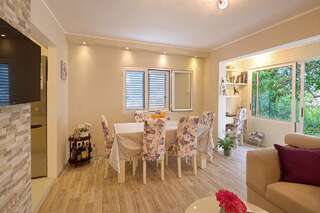 Апартаменты Apartment Val Будва Апартаменты с видом на сад-8